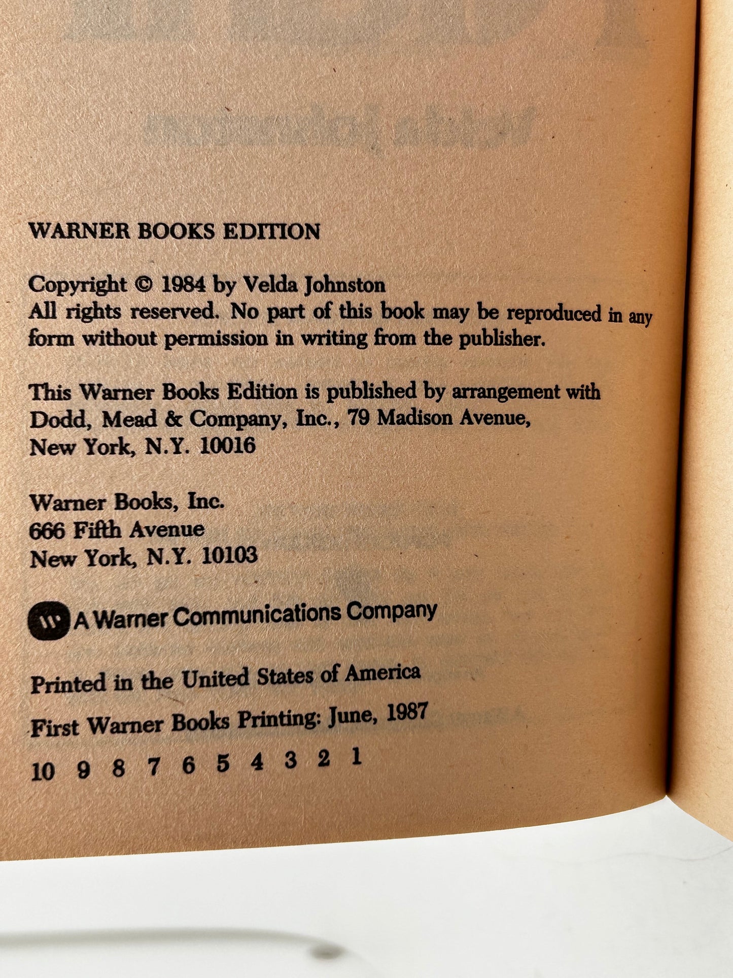 Voice In The Night WARNER Paperback Velda Johnston SF12