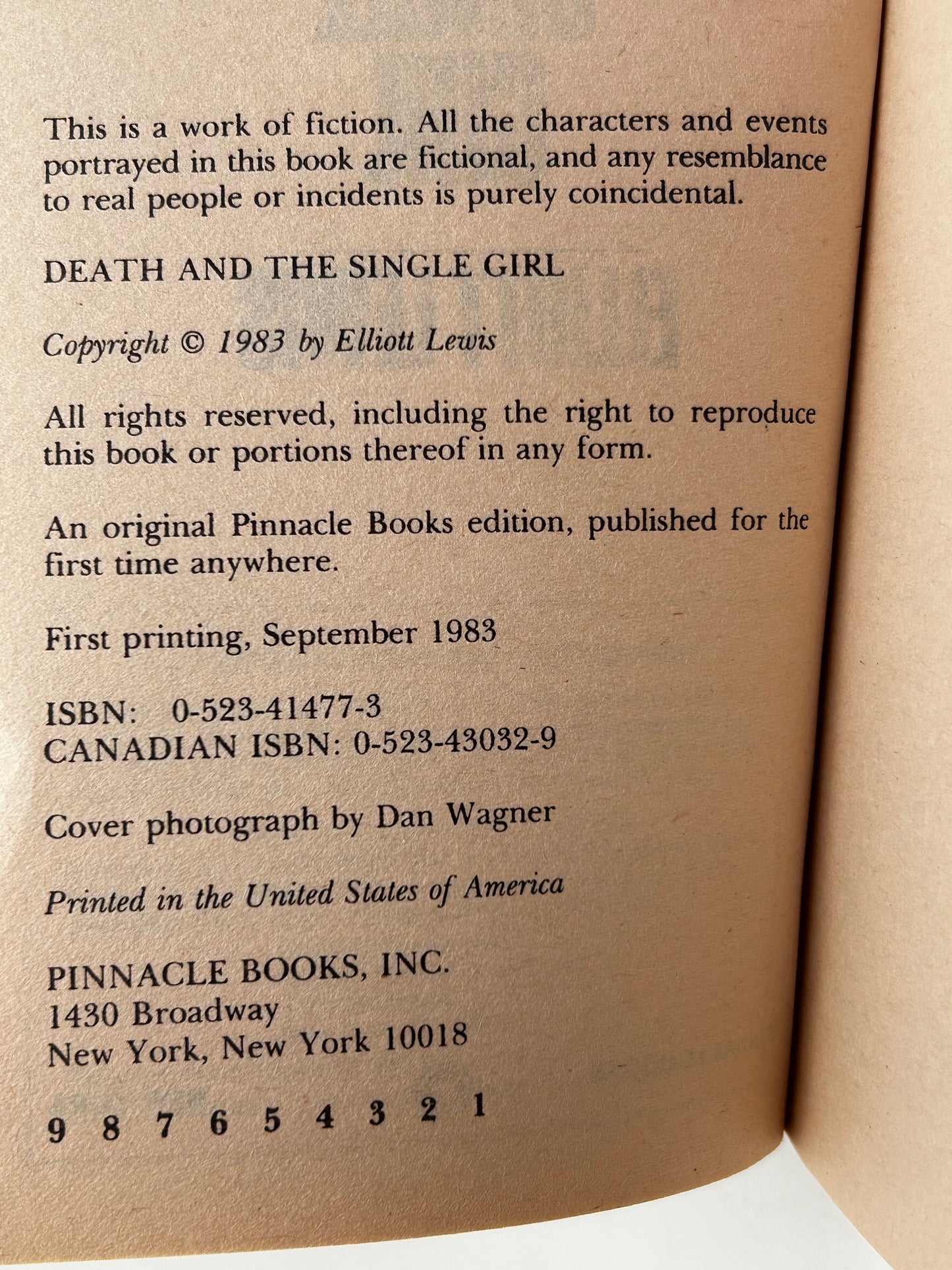 Death And The Single Girl PINNACLE Paperback Elliot Lewis SF12