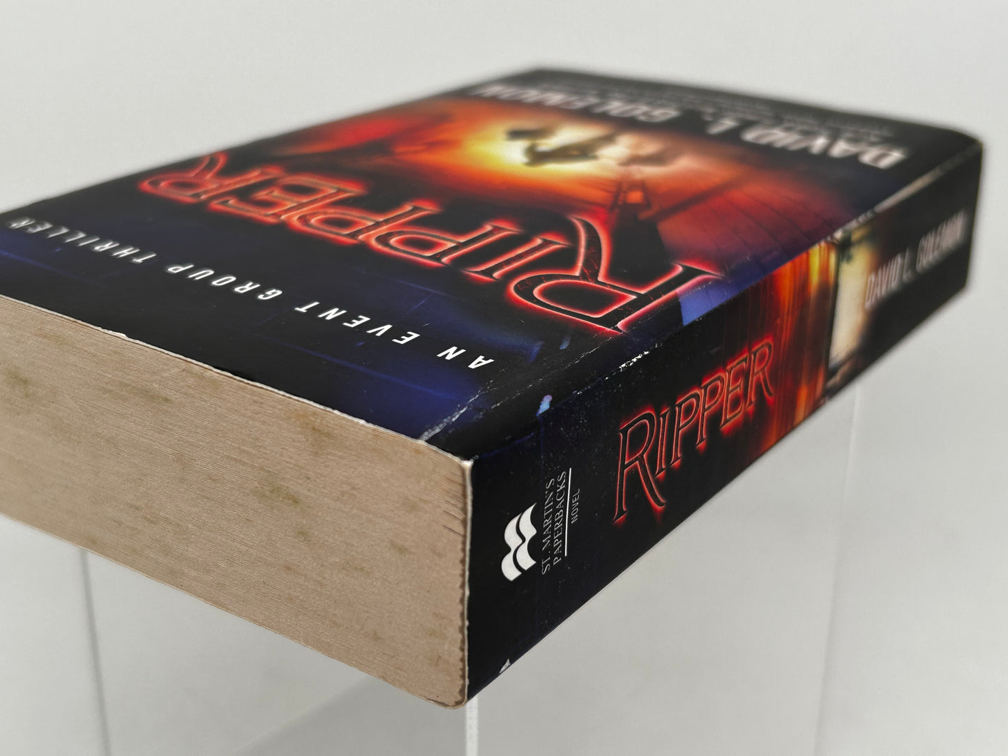 Ripper ST. MARTINS Paperback David L. Golemon SF12