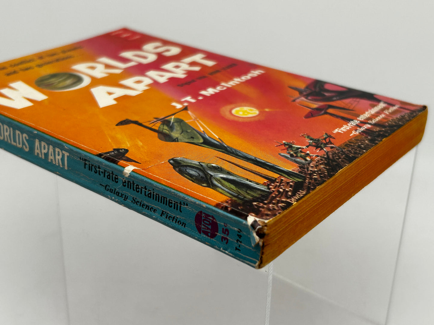 World's Apart AVON Paperback J.T. McIntosh HS4