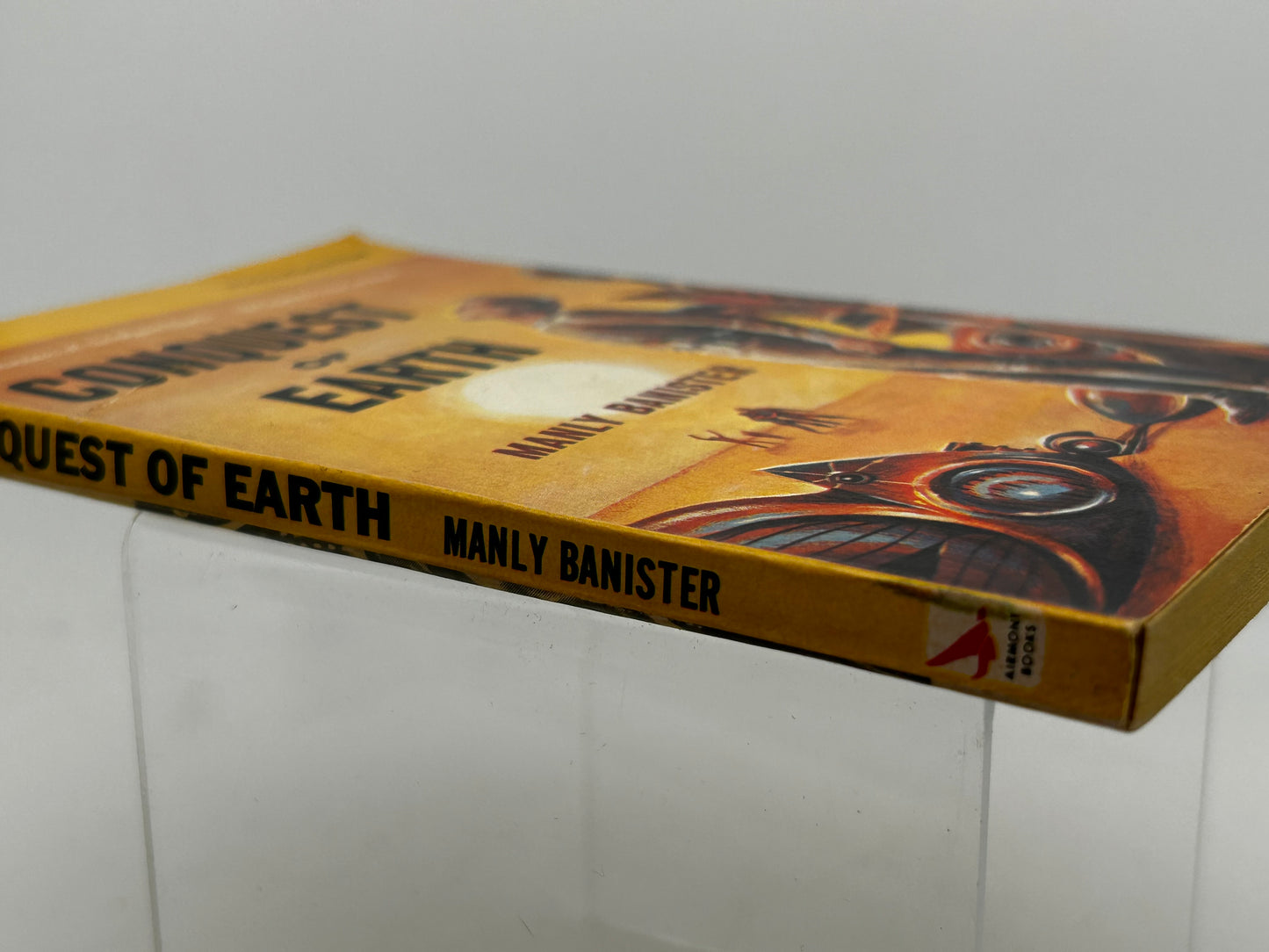 Conquest Of Earth AIRMONT Paperback Manly Banister SF06