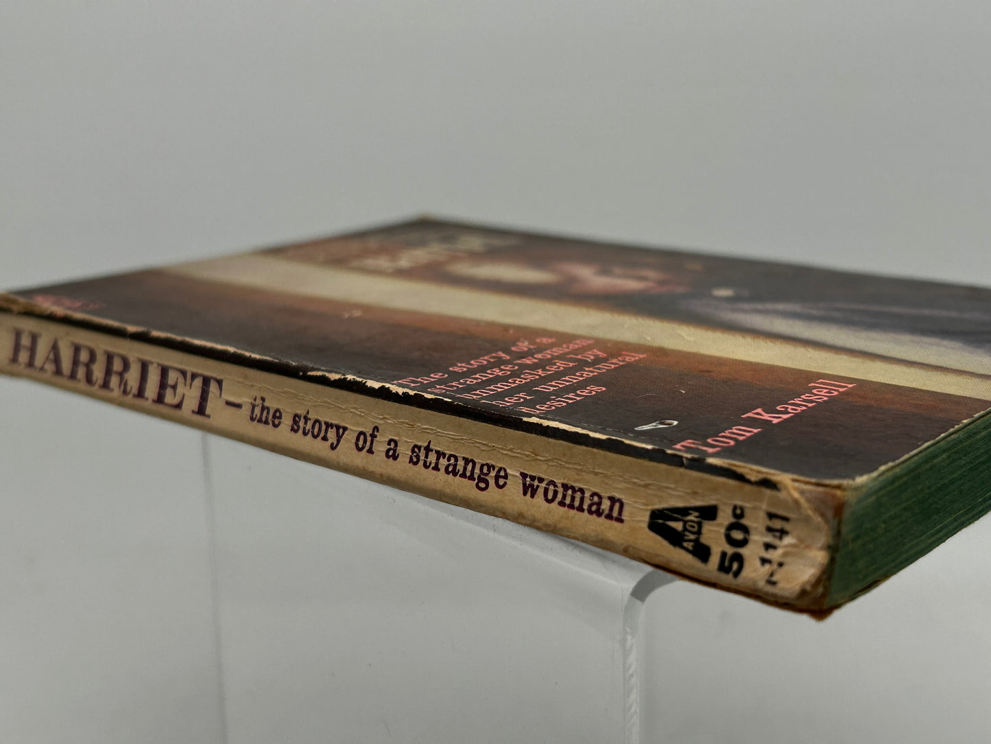 Harriet AVON Paperback Tom Karsell SF06