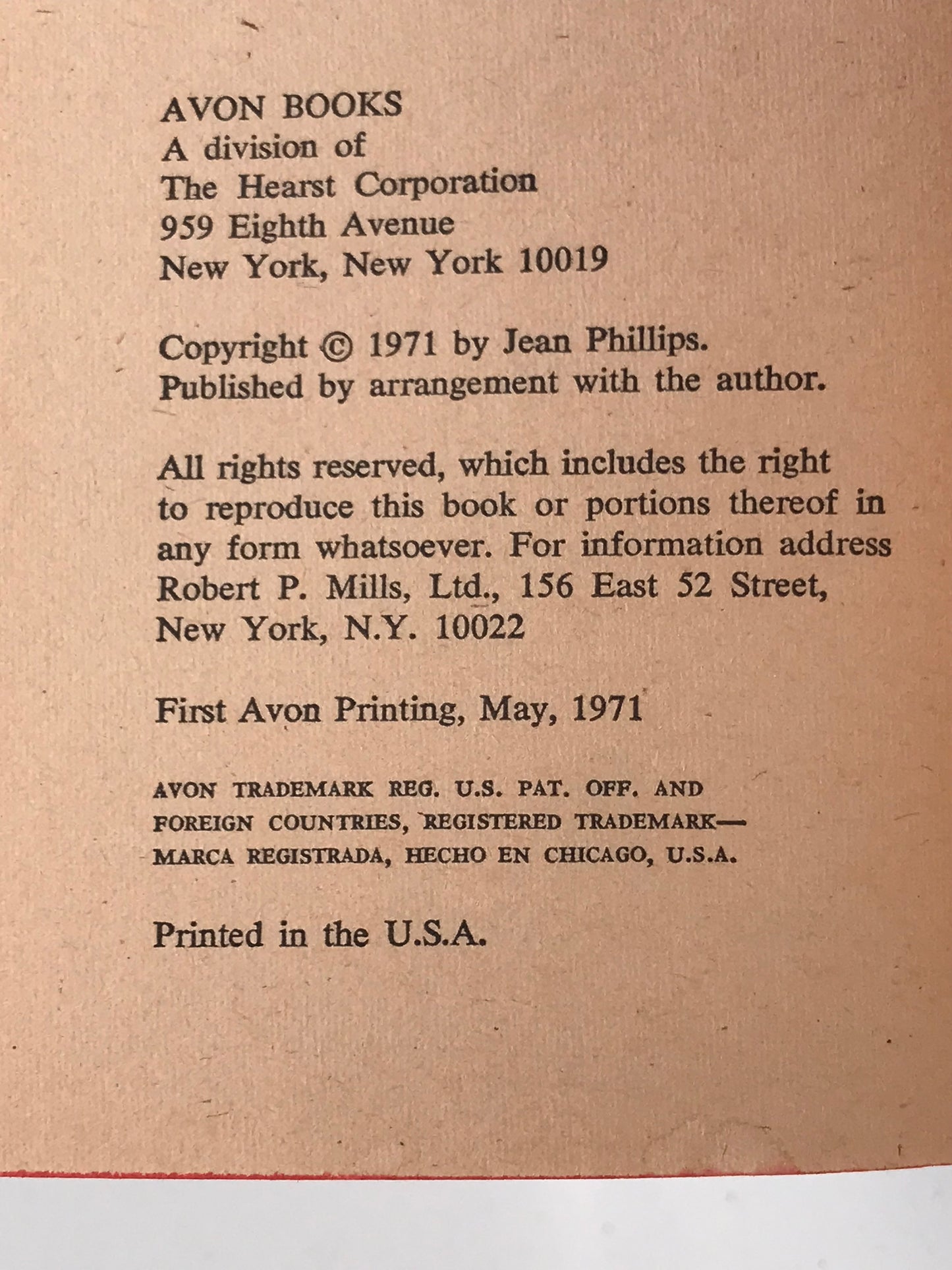 House Of Darkness AVON Paperback Jean Phillips ACH01