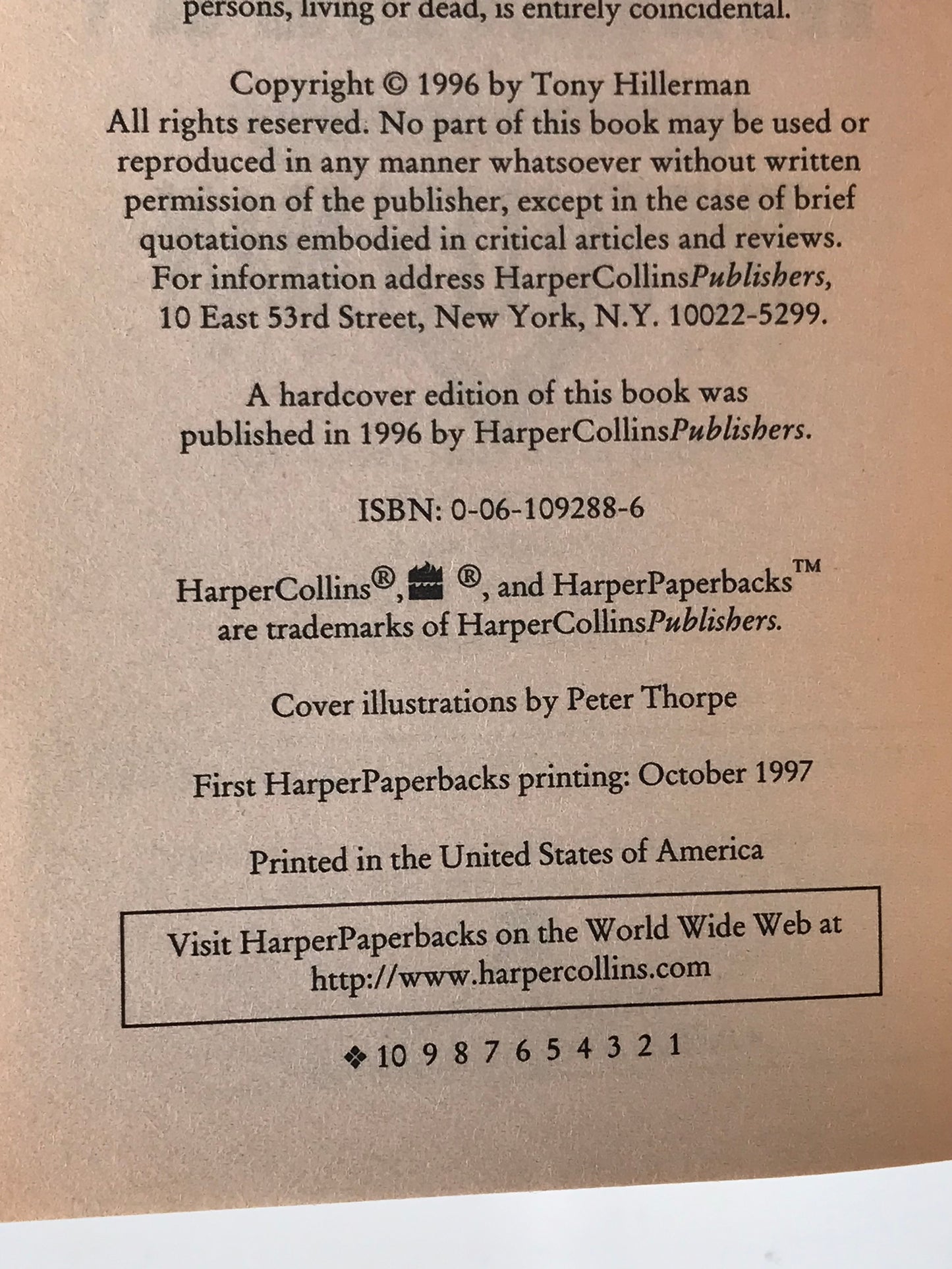 Fallen Man HARPER/COLLINS Paperback Tony Hillerman ACH01