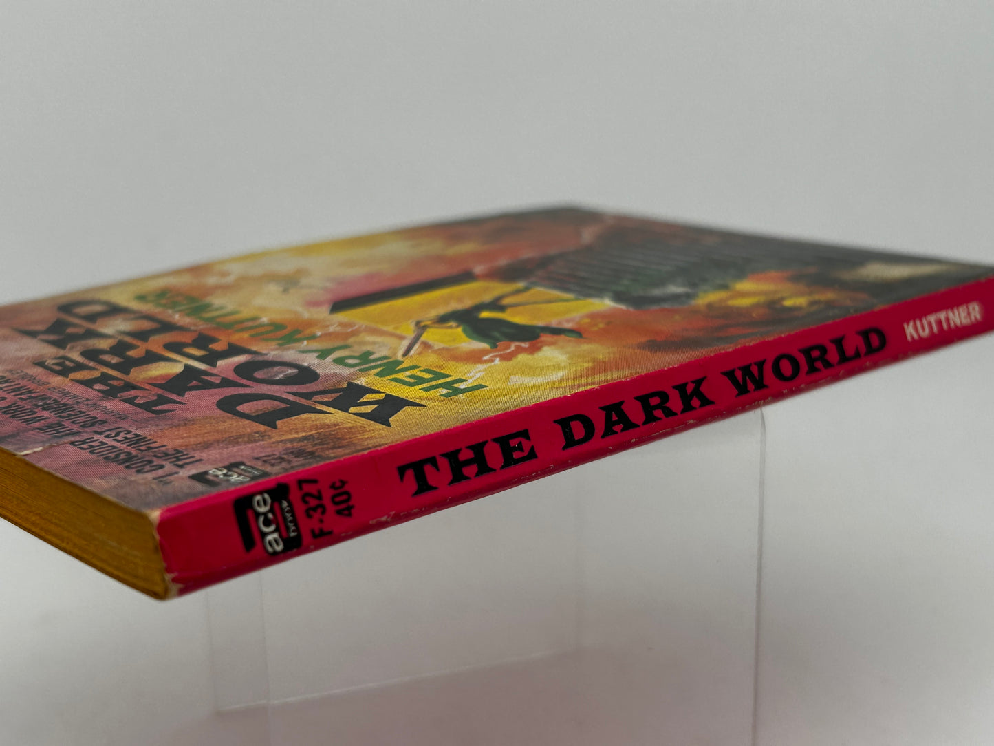 Dark World ACE Paperback Henry Kuttner SF11