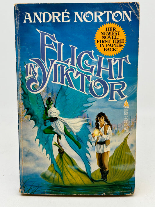 Flight In Yiktor TOR Paperback Andre Norton SF04