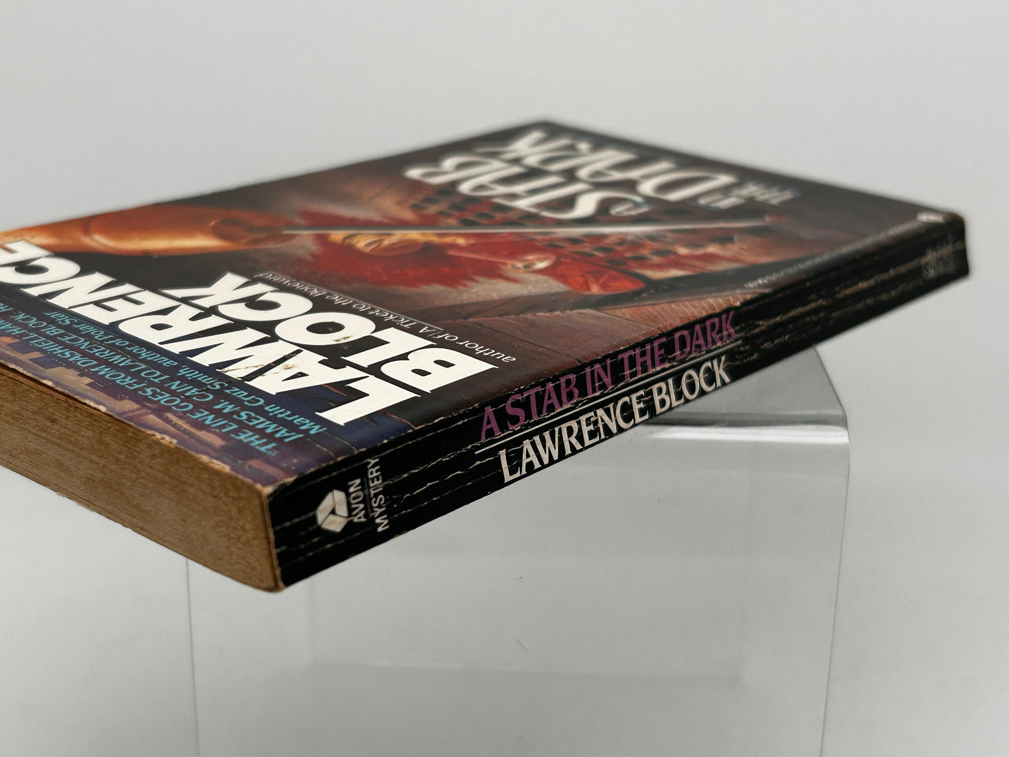 Stab In The Dark AVON Paperback Lawrence Block HS4