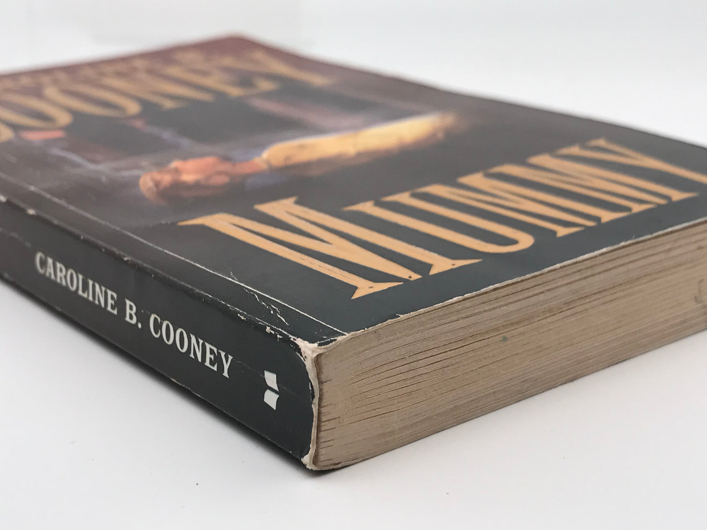 Mummy SCHOLASTIC Paperback Caroline B. Cooney H01